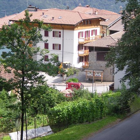 Cadari' Appartamenti Castel Condino Exterior foto